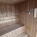 Alpstuga Season Sauna&jacuzzi - Klimat - Z Widokiem Na Gory Kotlina Klodzka 4km Do Zieleniec Arena *
