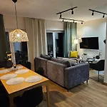 Alpstuga Season Sauna&jacuzzi - Klimat - Z Widokiem Na Gory Kotlina Klodzka 4km Do Zieleniec Arena *