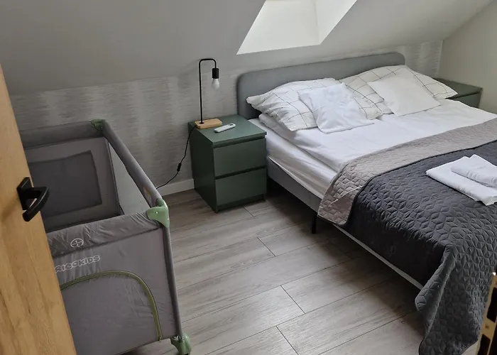 Season Sauna&jacuzzi - Klimatyzowane Z Widokiem Na Góry Kotlina Kłodzka 4km Do Zieleniec Arena