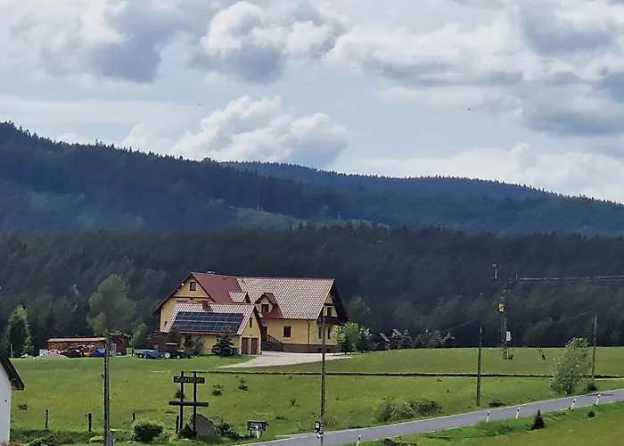 Season Sauna&jacuzzi - Klimatyzowane Z Widokiem Na Góry Kotlina Kłodzka 4km Do Zieleniec Arena Domek alpejski Lasowka