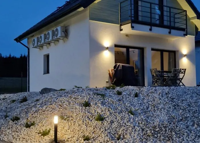 Domek alpejski Season Sauna&jacuzzi - Klimatyzowane Z Widokiem Na Góry Kotlina Kłodzka 4km Do Zieleniec Arena *