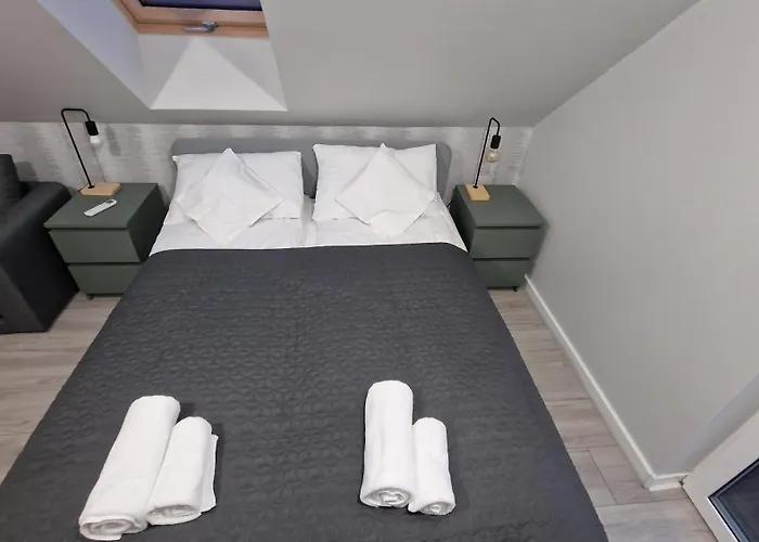 Domek alpejski Season Sauna&jacuzzi - Klimatyzowane Z Widokiem Na Góry Kotlina Kłodzka 4km Do Zieleniec Arena *