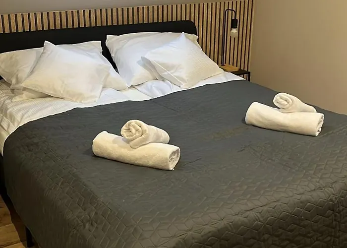 Season Sauna&jacuzzi - Klimatyzowane Z Widokiem Na Góry Kotlina Kłodzka 4km Do Zieleniec Arena Lasowka