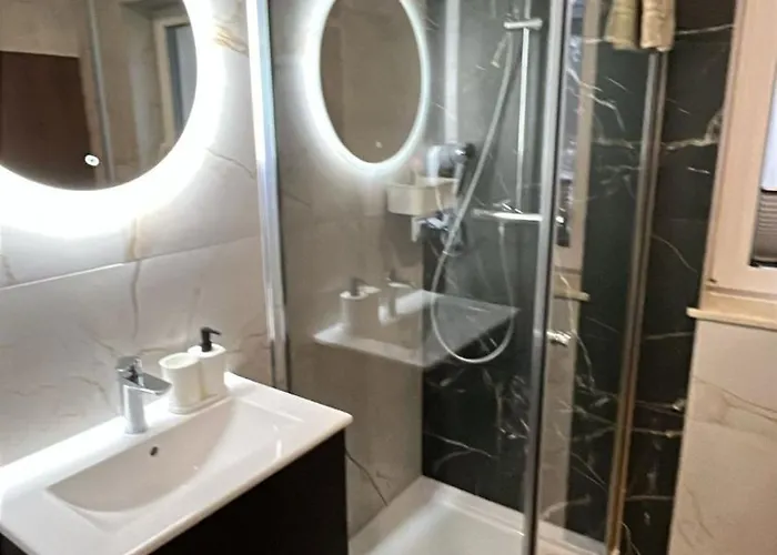 Domek alpejski Season Sauna&jacuzzi - Klimatyzowane Z Widokiem Na Góry Kotlina Kłodzka 4km Do Zieleniec Arena