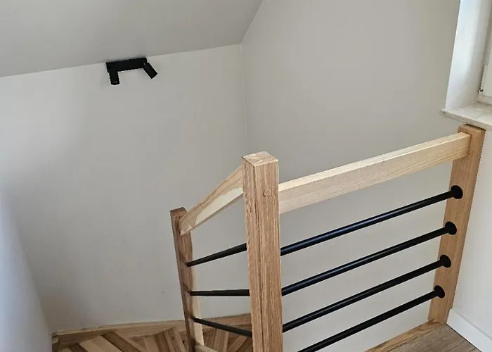 Season Sauna&jacuzzi - Klimatyzowane Z Widokiem Na Góry Kotlina Kłodzka 4km Do Zieleniec Arena Domek alpejski Lasowka