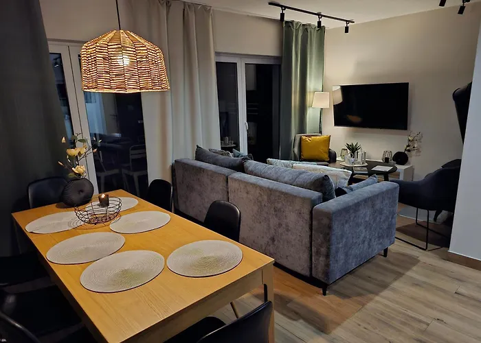 Season Sauna&jacuzzi - Klimatyzowane Z Widokiem Na Góry Kotlina Kłodzka 4km Do Zieleniec Arena Domek alpejski