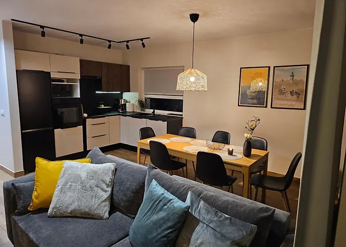 Domek alpejski Season Sauna&jacuzzi - Klimatyzowane Z Widokiem Na Góry Kotlina Kłodzka 4km Do Zieleniec Arena