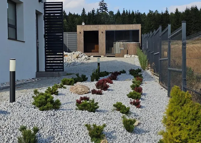 Season Sauna&jacuzzi - Klimatyzowane Z Widokiem Na Góry Kotlina Kłodzka 4km Do Zieleniec Arena Domek alpejski Lasowka