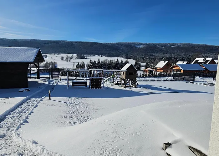 Domek alpejski Season Sauna&jacuzzi - Klimatyzowane Z Widokiem Na Góry Kotlina Kłodzka 4km Do Zieleniec Arena *