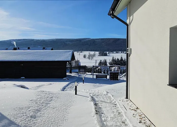 Season Sauna&jacuzzi - Klimatyzowane Z Widokiem Na Góry Kotlina Kłodzka 4km Do Zieleniec Arena